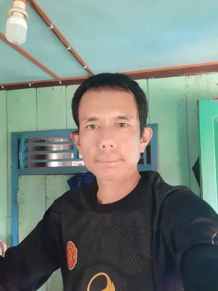 Cari loker gudang/helper/toko