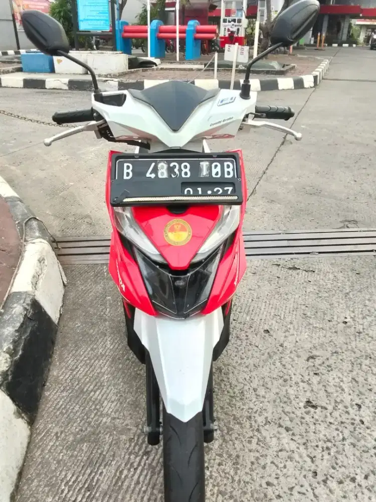 Honda beat eco 2016