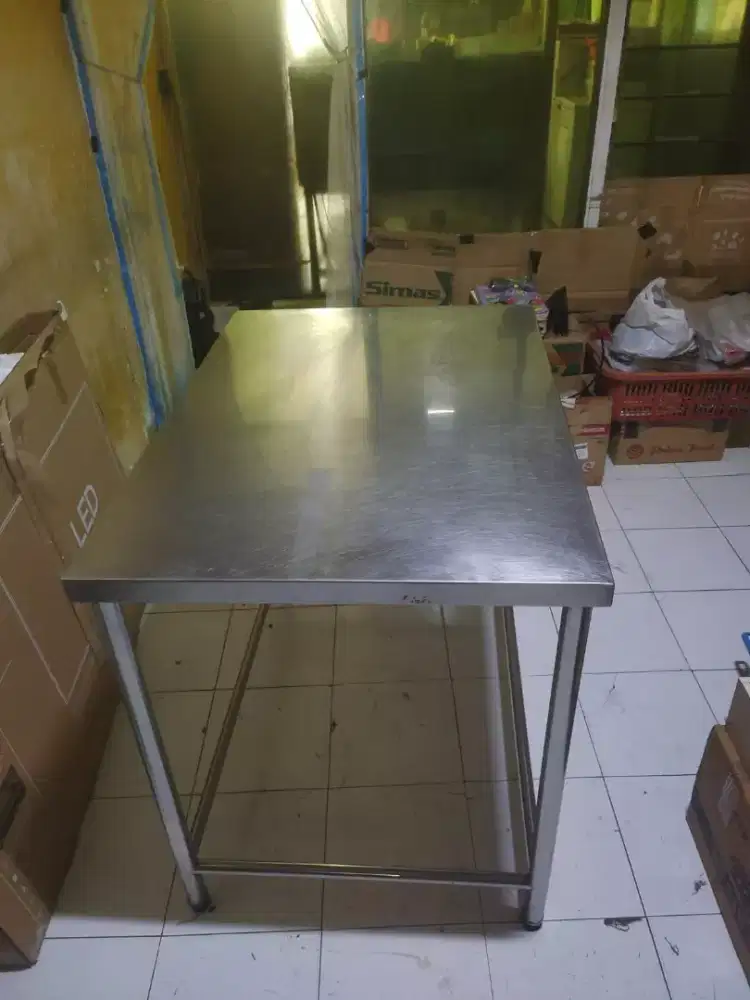 meja St steel/working table mucus pisan