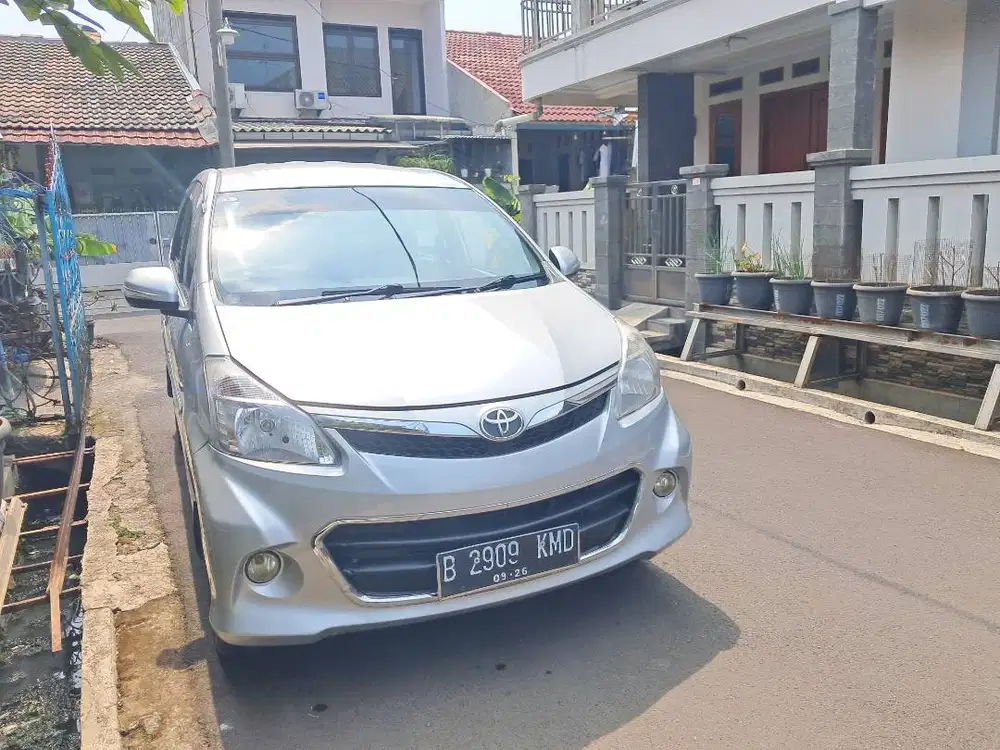mobil Avansa veloz at 2013