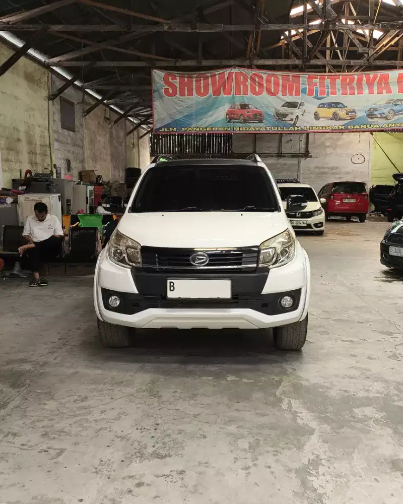Terios 1.5 R 2016 AT