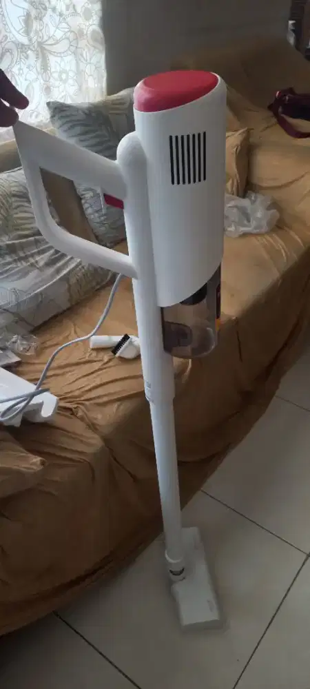 Vacuum cleaner Deerma Cyclone dx 300