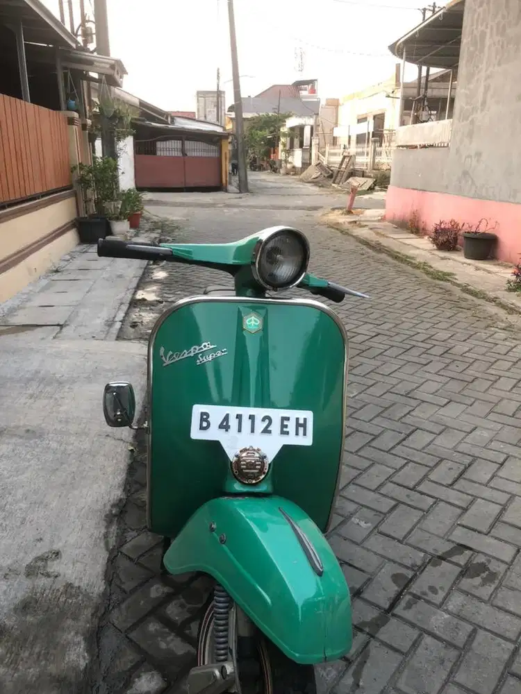 DI JUAL VESPA SUPER 1974 FULL RESTORASI