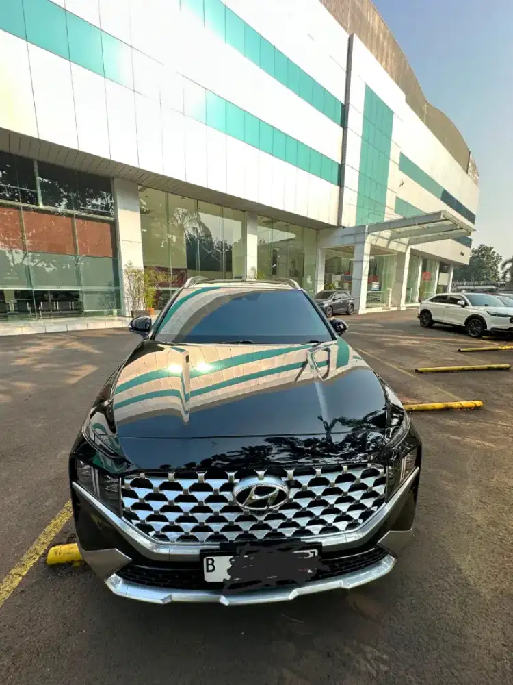 Hyundai Santa Fe 2.2 8DCT Signature Solar - AT Tahun 2023