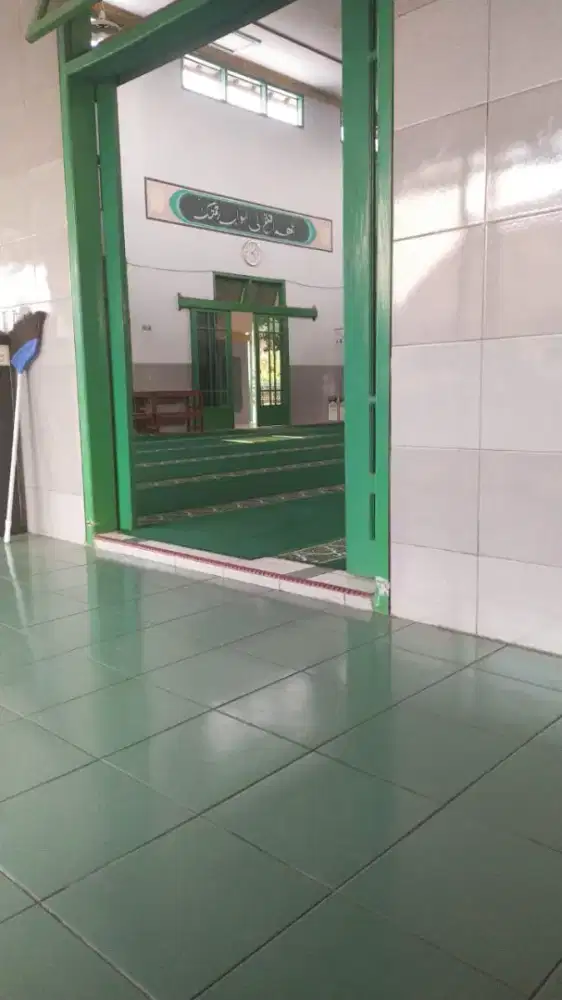 Mencari pekerjaan halal