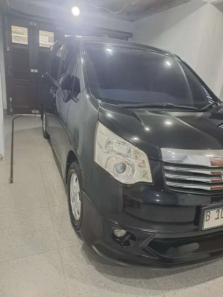 Toyota Nav1 2013 Bensin