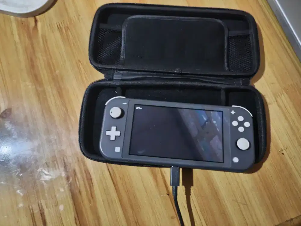 Nhitendo switch lite 128 giga