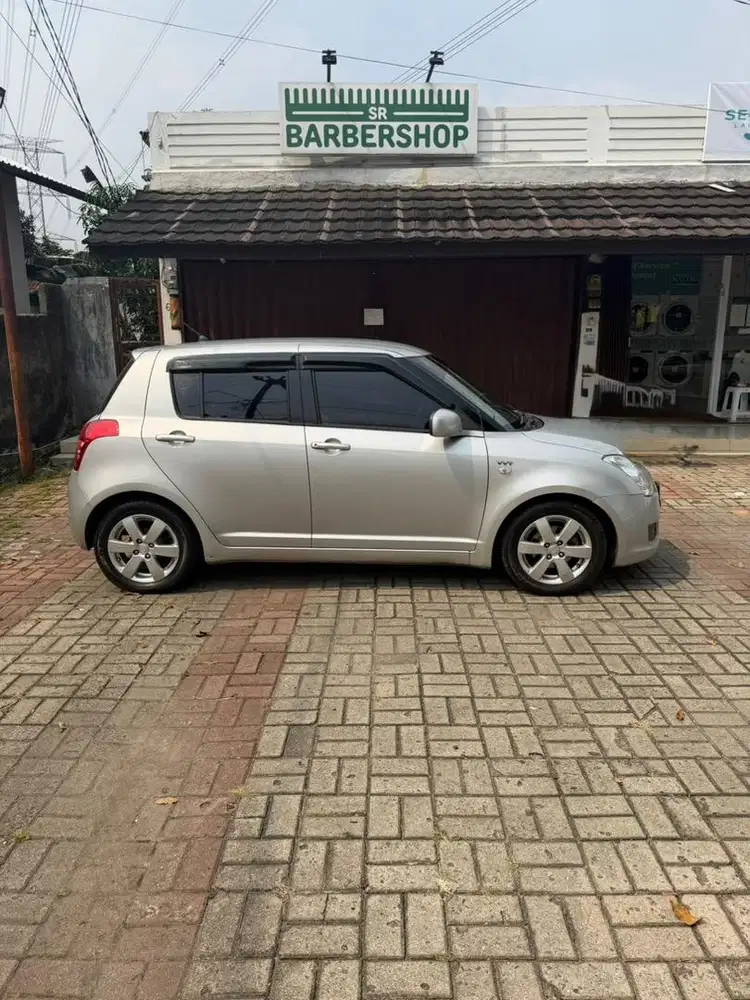 Suzuki Swift ST Automatic 2011 low km joss