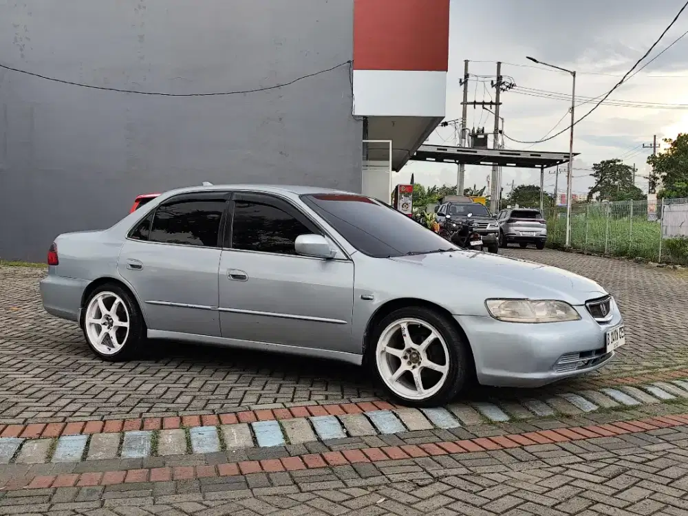 Honda Accord VTIL 2002 Matic S86 Istimewa