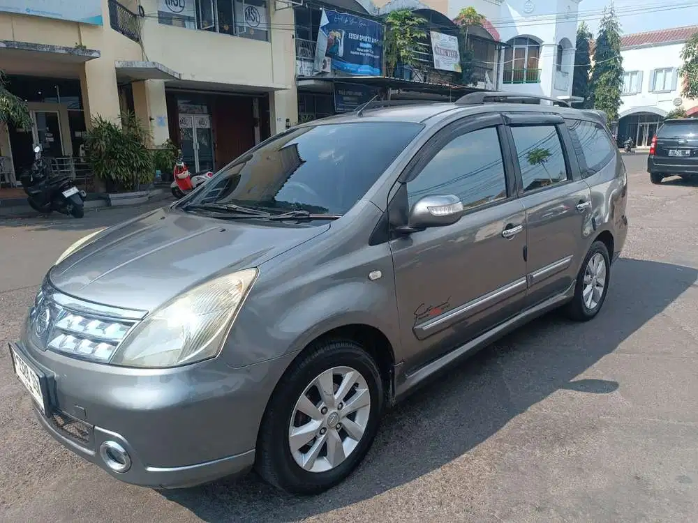 Nissan Livina 2008 Bensin