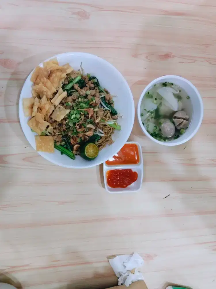 Di cari karyawan
