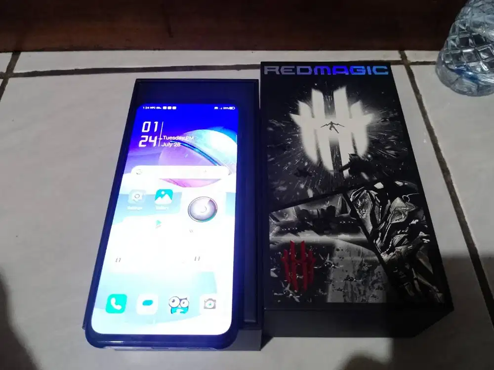REDMAGIC 16/256gb