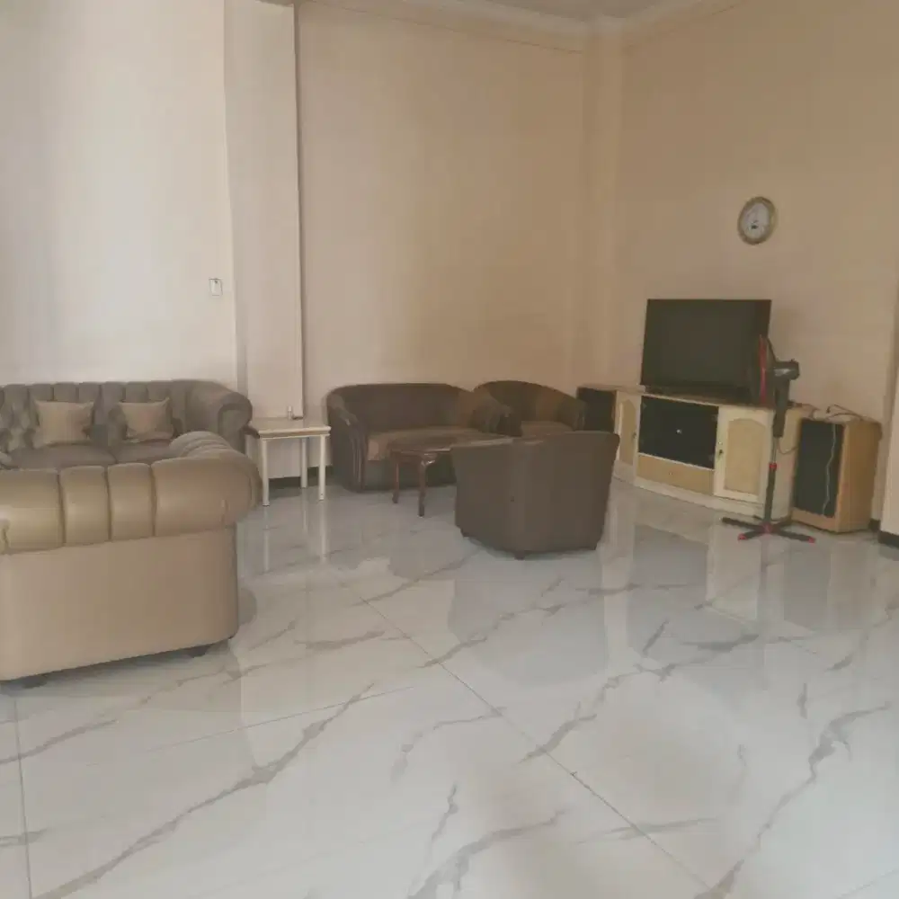 Rumah dijual kapasan kidul no 9