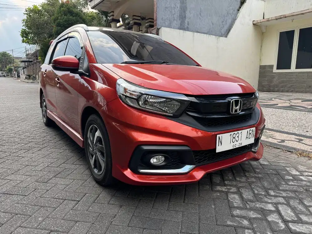 Mobilio RS Matic 2018 Istimewa
