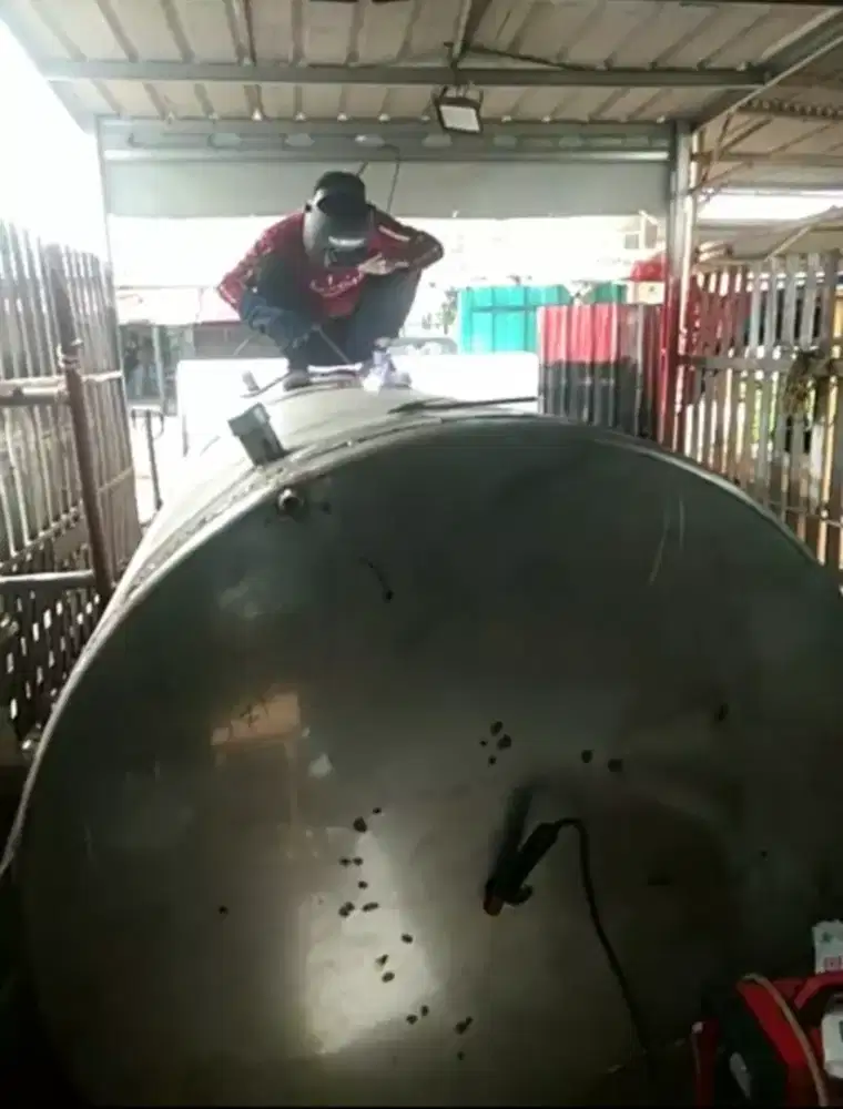 Cari kerjaan sebagai welder