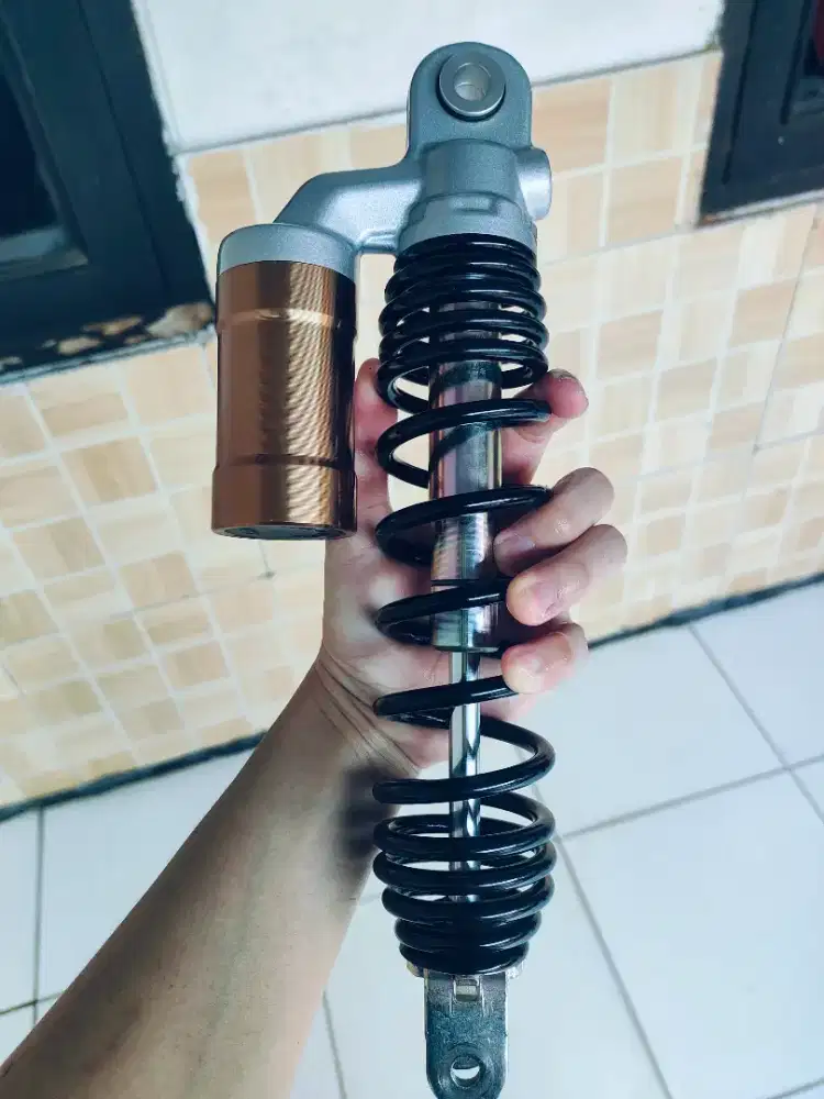 Shockbreaker belakang Aerox connected (305)