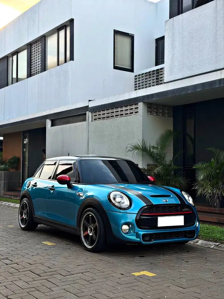 MINI COOPER S 5 Doors 2015 Blue Biru BU 2014 JCW Armytrix 2016