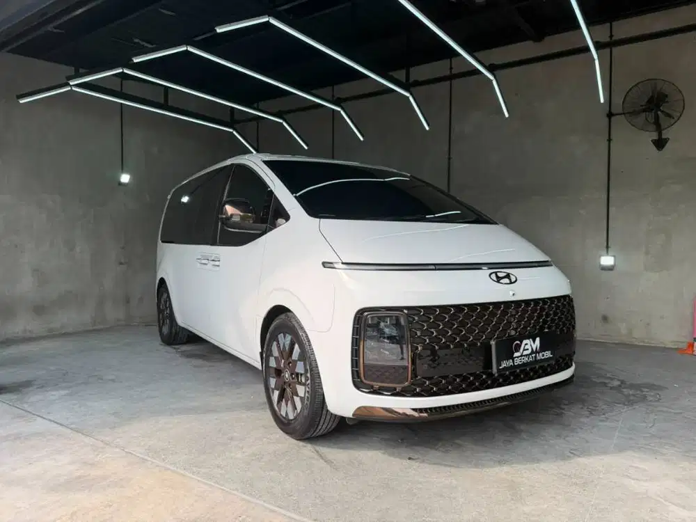 STARIA 2.2 DIESEL 9 SEAT AT 2022