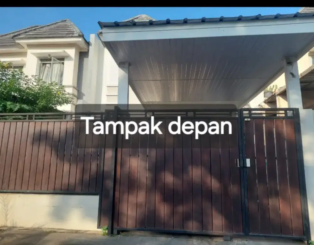 Rumah pinggir jalan raya ada cctv 25 jam dan dekat dengan masjid raya