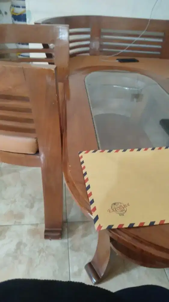 SEDANG MENCARI LOWONGAN KERJA