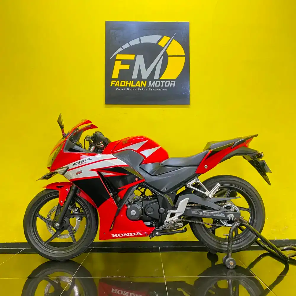 Honda CBR Tahun 2016 Gress Siap pakai
