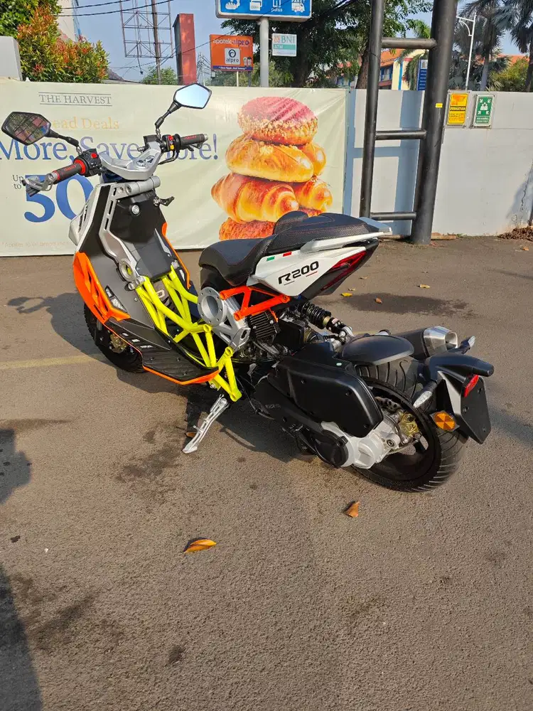 Italjet dragster 200cc