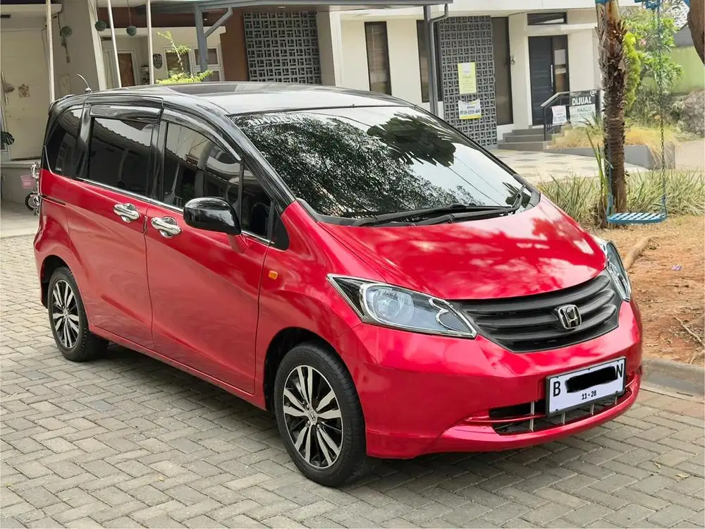 (TERMULUS) Cash Honda Freed 2011 AT. Like New