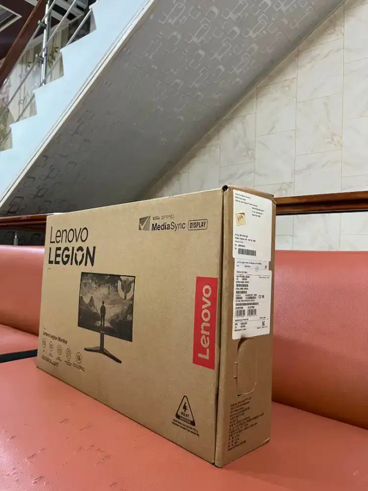 MONITOR GAMING LENOVO LEGION