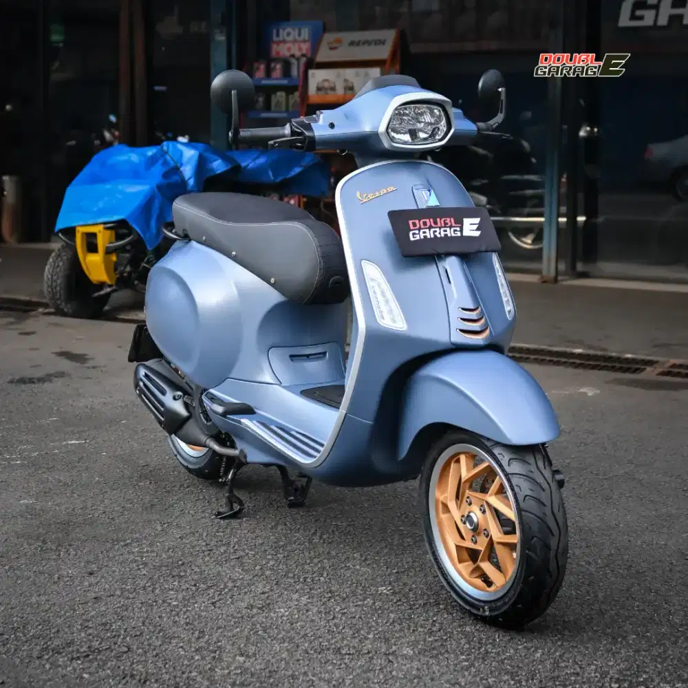VESPA SPRINT OFFICINA 8 LIMITED EDITION  2025