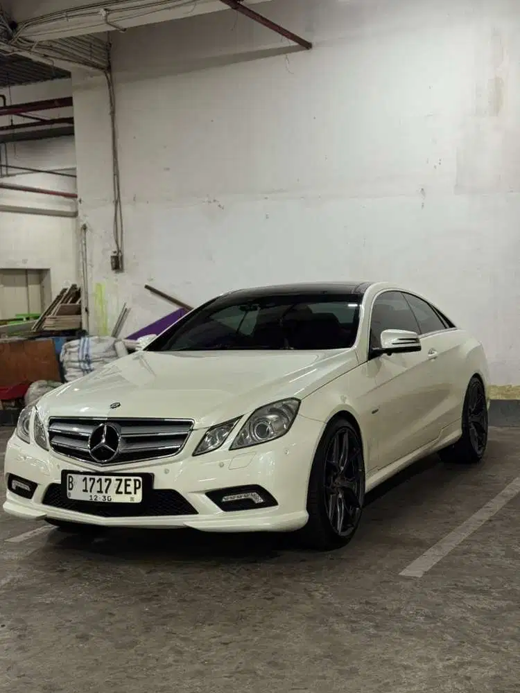 Mercedes-Benz E250 2011 Bensin