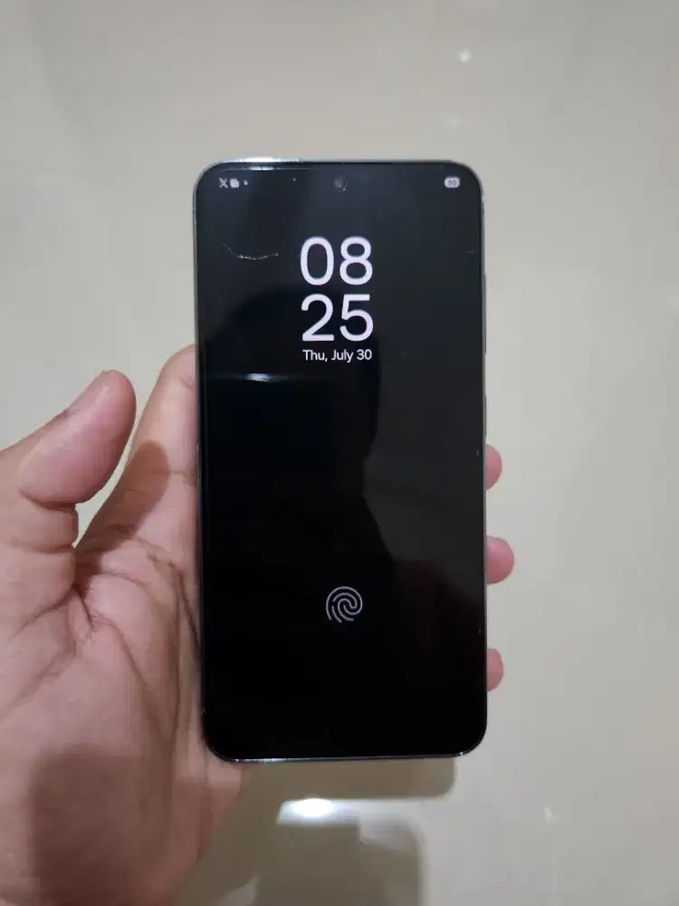 Samsung S23 5G 8/256GB hp charger mulus pemakaian ex resmi Sein