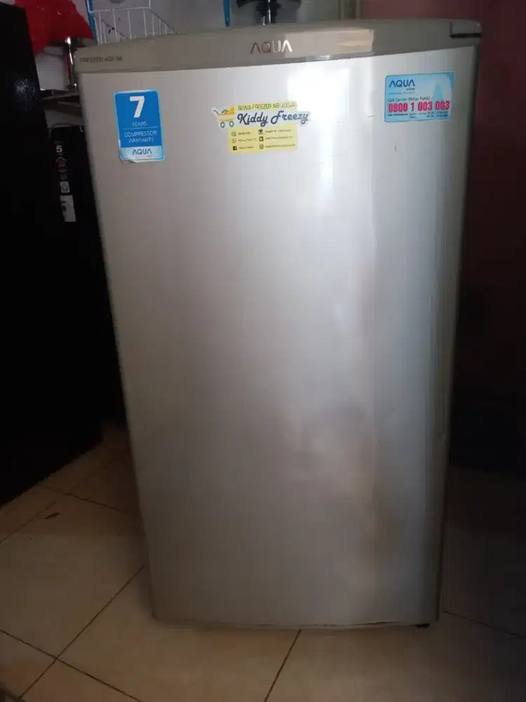 Freezer 4 rak bekas asi