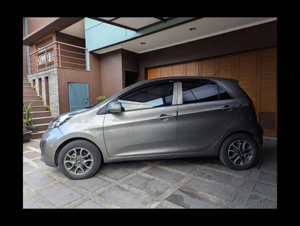 Kia Picanto 2012 Bensin