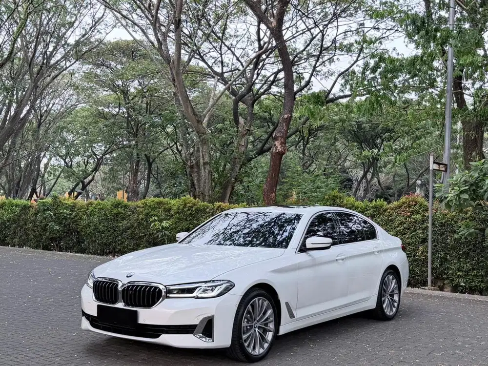 Low ODO! BMW 530i Opulence 2021 G30 LCI 520i E300 GLC200 X5 730li