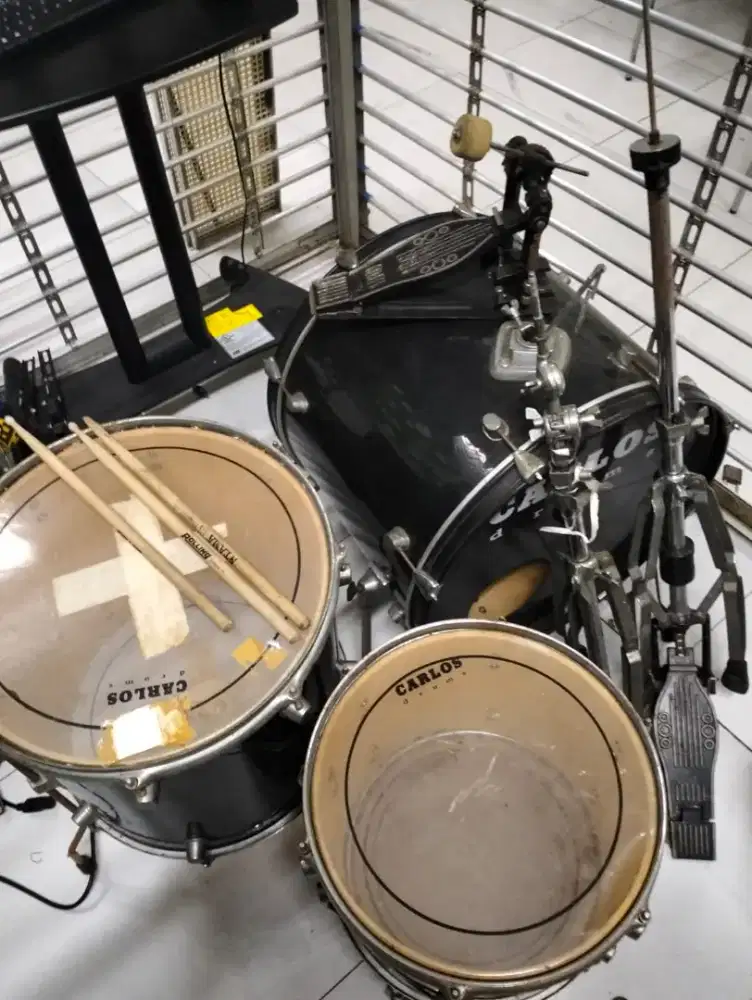 Drum carlos minis tidak ada cymbal