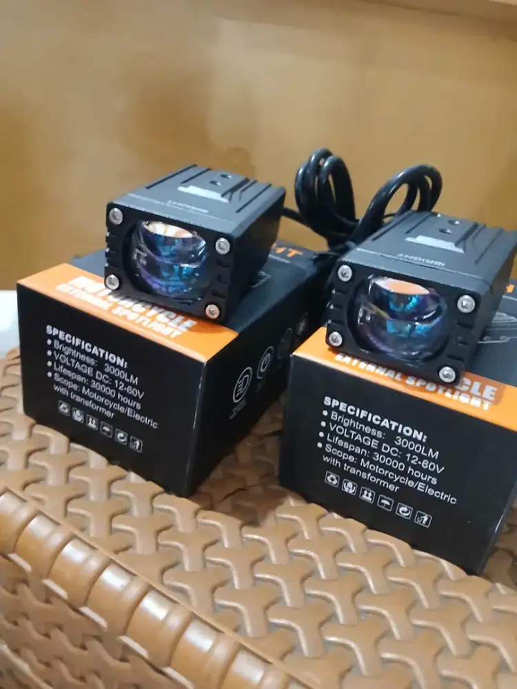 Lampu sorot lampu tembak lampu laser 1 mata cahaya biled harga 2 buah