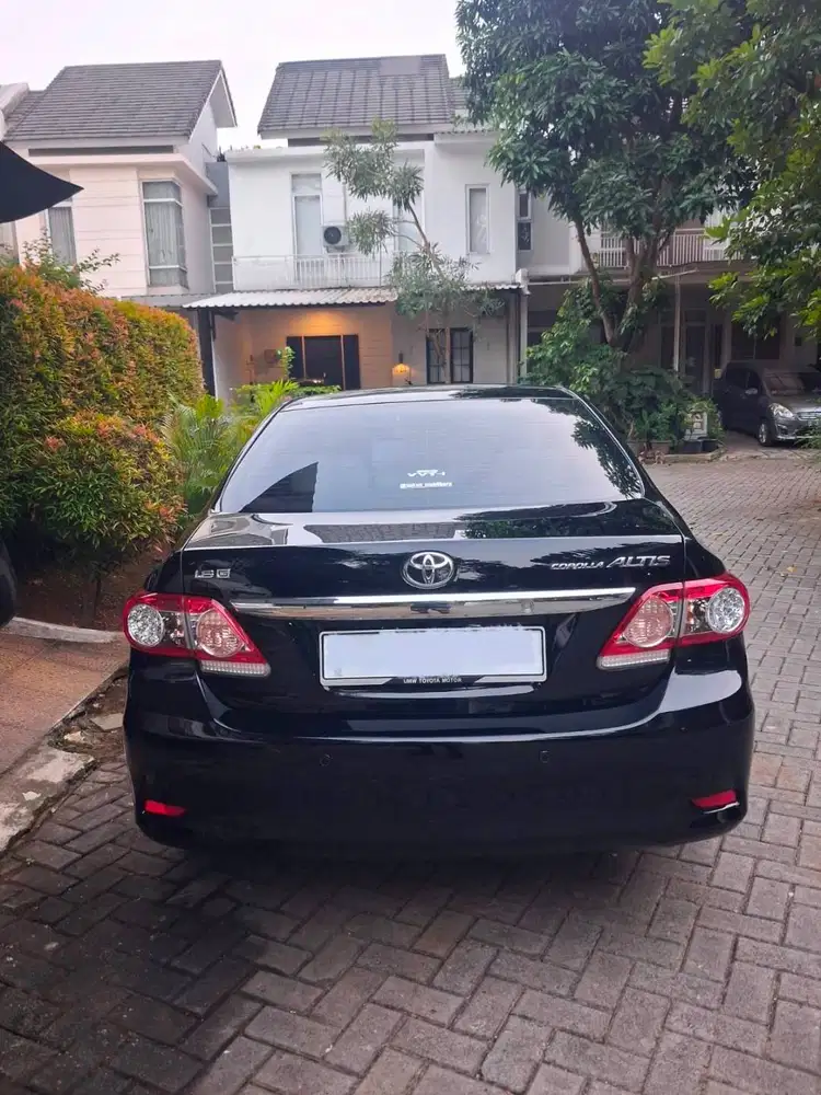 Corolla Altis 2012, Irit dan Nyaman