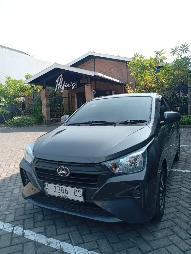 Daihatsu Ayla x 1.000cc manual 2023