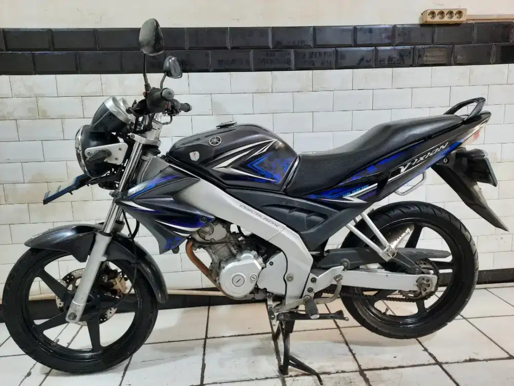 Vixion old tahun 2009 bagus orisinil