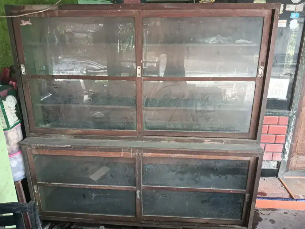 Lemari etalase kayu jati 6 shaff
