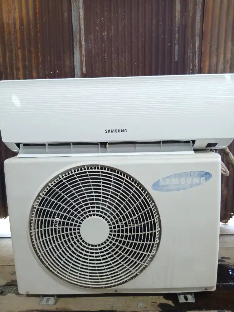 DIJUAL AC BEKAS 1/2 PK GRATIS PASANG