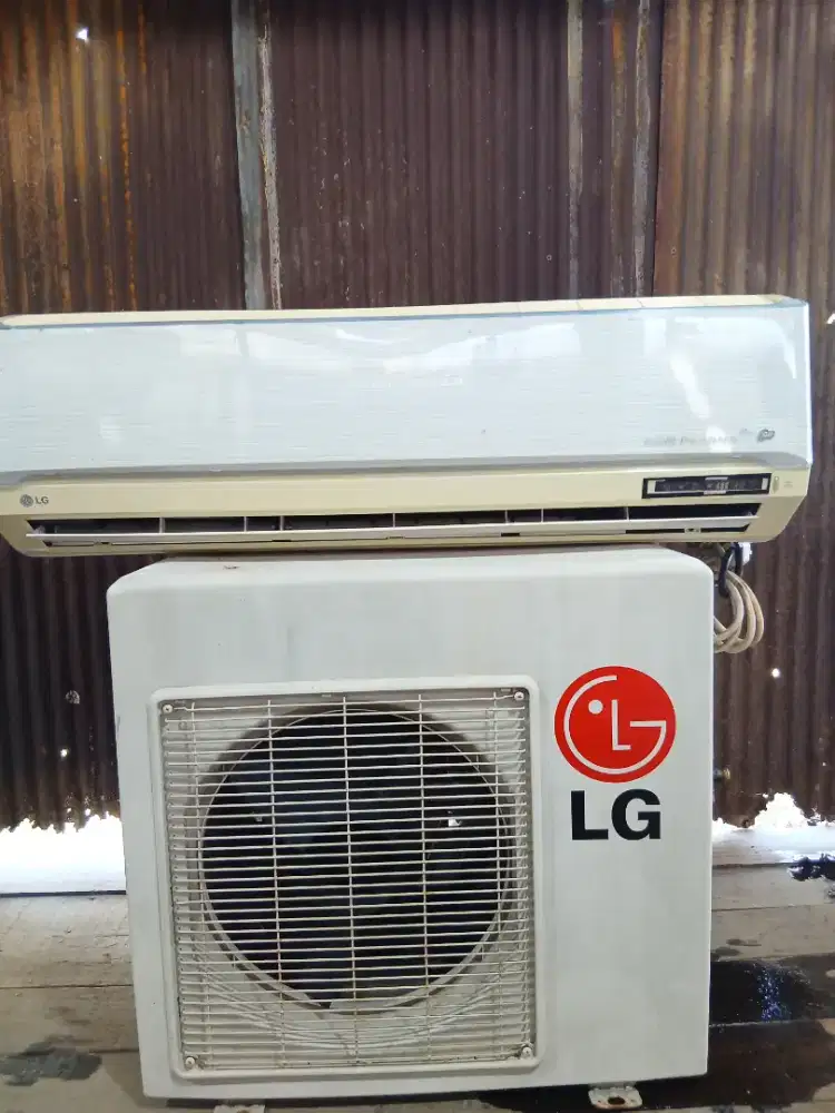 JUAL AC 1/2 PK BEKAS BERGARANSI