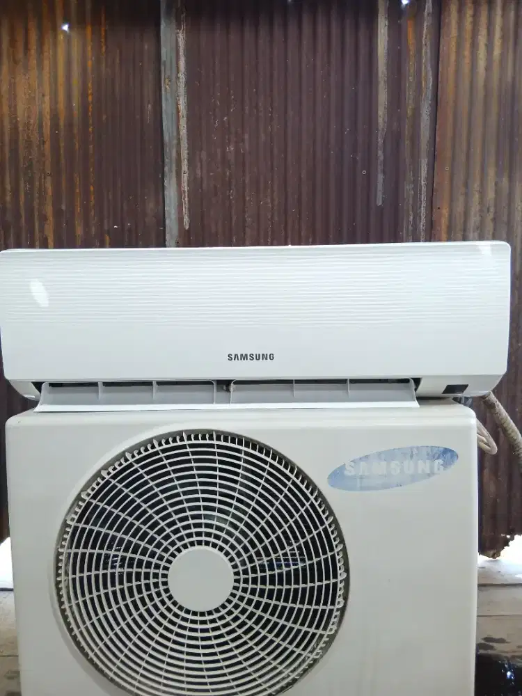 DIJUAL AC BEKAS 1/2 PK GRATIS PASANG