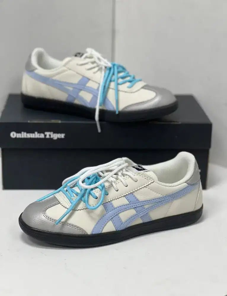 Sepaatu onitsuka tokuten