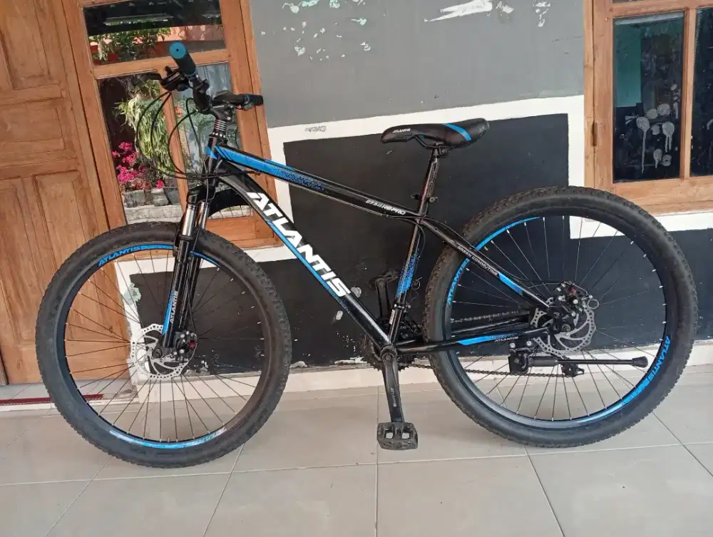 ATLANTIS UK 27.5