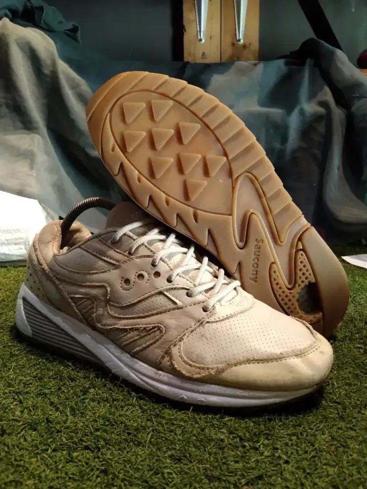 Saucony full leather