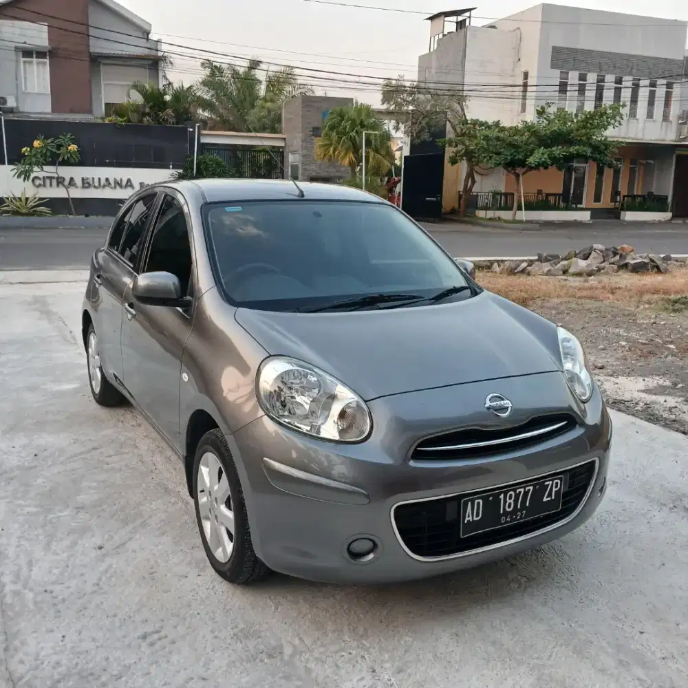 Nissan March Antik KM 16rb 1.2cc M/T 2012