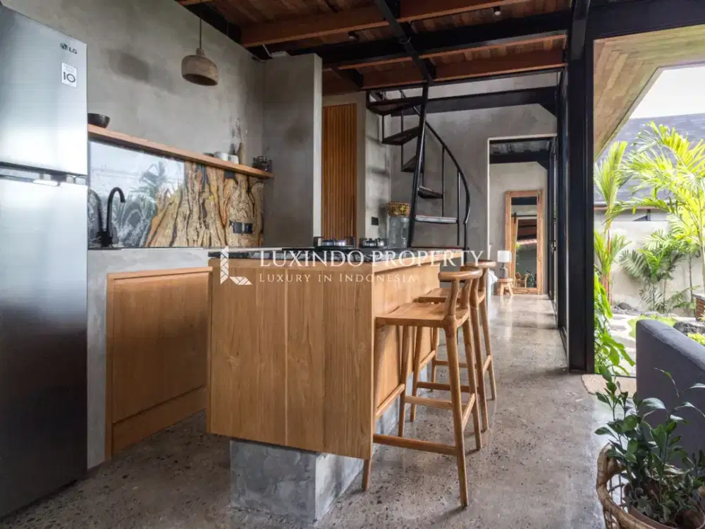 DISEWAKAN JANGKA PANJANG VILLA DENGAN 3 KAMAR TIDUR DI ULUWATU - Thumbnail 4