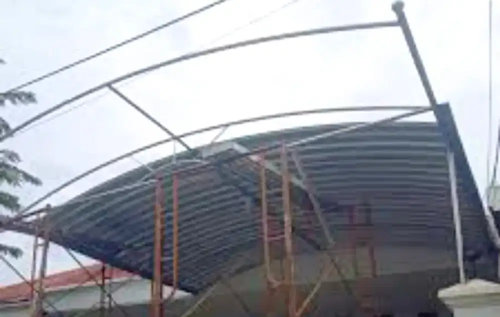 KANOPI STAINLESS CARPORT