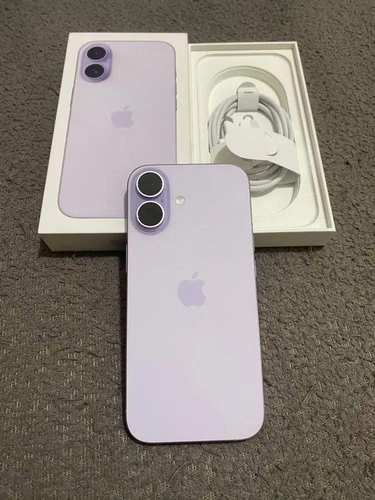 Di Jual  Iphone 17 256 GB iBox Lavender Garansi ON April 2027